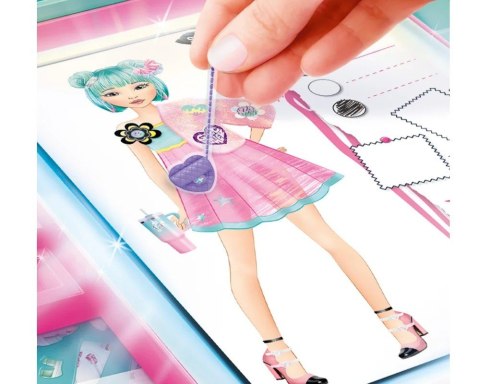 Zestaw kreatywny projekt moda z podświetlaną tablicą