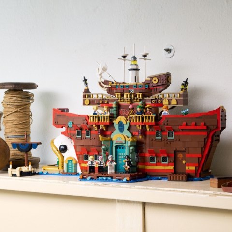 Klocki one piece 75640 pływająca restauracja baratie