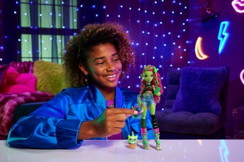 Lalka monster high venus mcflytrap + kotek chewlian
