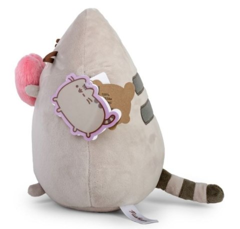 Maskotka pusheen z sercem