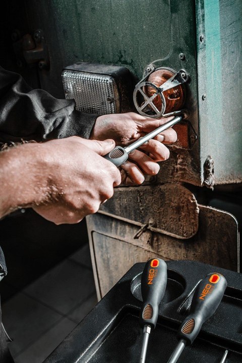 Wkrętak krzyżowy PZ2 x 100 mm, S2 Wkrętak krzyżowy PZ2 x 100 mm, S2