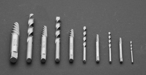 Wykrętaki do zerwanych śrub z wiertłami pilotującymi, zestaw 10 szt. Wykrętaki do zerwanych śrub z wiertłami pilotującymi, zestaw 10 szt.