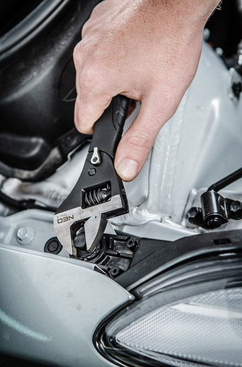 Klucz nastawny z zapadką 200 mm Klucz nastawny z zapadką 200 mm