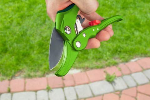 Sekator ogrodowy kowadełkowy z grzechotką, średnica cięcia 20 mm Sekator ogrodowy kowadełkowy z grzechotką, średnica cięcia 20 mm