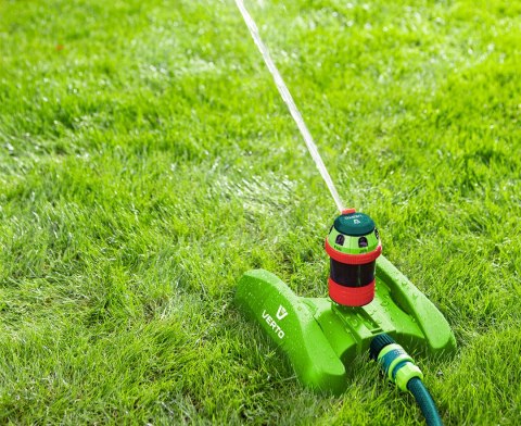 Zraszacz sektorowy, 6- funkcyjny z napędem, regulowany zasięg Zraszacz sektorowy, 6- funkcyjny z napędem, regulowany zasięg