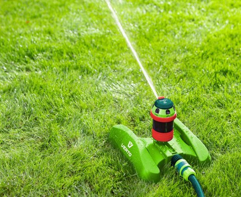 Zraszacz sektorowy, 6- funkcyjny z napędem, regulowany zasięg Zraszacz sektorowy, 6- funkcyjny z napędem, regulowany zasięg