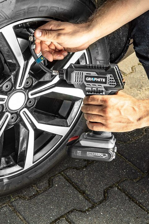 Kompresor akumulatorowy Energy+ 18V, wyświetlacz LCD, bez akumulatora Kompresor akumulatorowy Energy+ 18V, wyświetlacz LCD, bez akumulatora