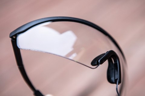 Okulary ochronne, białe, regulowane zauszniki, klasa odporności F Okulary ochronne, białe, regulowane zauszniki, klasa odporności F