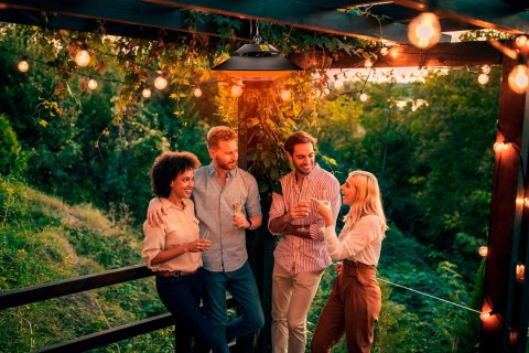 Promiennik 1500W, sufitowy, IP44, pilot Promiennik 1500W, sufitowy, IP44, pilot