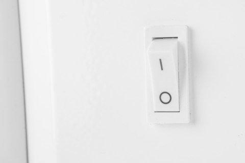 Grzejnik konwektorowy elektryczny 1500W, IP24