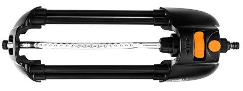 Zraszacz oscylacyjny, metalowy pałąk, 18 dysz, regulacja siły strumienia Zraszacz oscylacyjny, metalowy pałąk, 18 dysz, regulacja siły strumienia