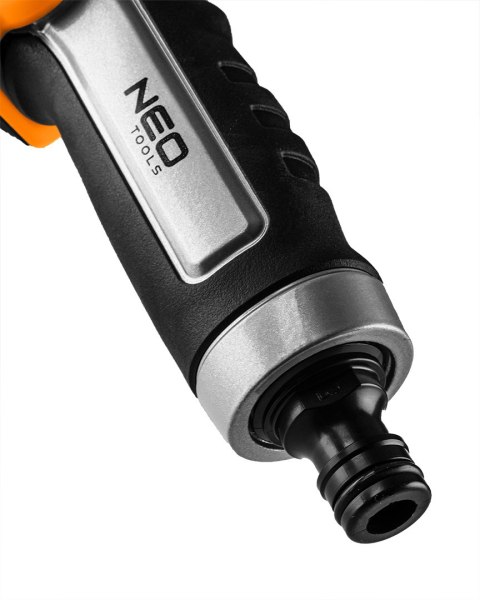 Zraszacz pistoletowy, podkręcony strumień