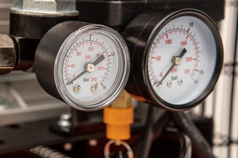 Kompresor olejowy 150 l, 230V Kompresor olejowy 150 l, 230V