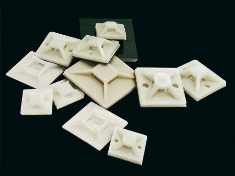 4944# Podstawka samoprzylepna 40mm/40mm biała 4944# Podstawka samoprzylepna 40mm/40mm biała