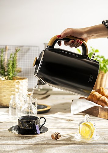 CR 1342 Czajnik metalowy 1,7 l strix