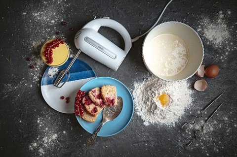 CR 4213 Mikser z misą 600w CR 4213 Mikser z misą 600w