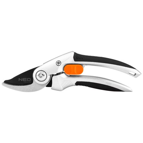 Sekator by-pass 210 mm, zakres do 20 mm, aluminiowy, uchwyt pokryty gumą TPR Sekator by-pass 210 mm, zakres do 20 mm, aluminiowy, uchwyt pokryty gumą TPR