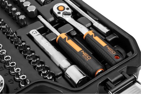 Zestaw kluczy nasadowych 1/2", 1/4", 82 szt., CrV, ECO Zestaw kluczy nasadowych 1/2", 1/4", 82 szt., CrV, ECO