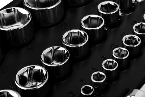 Zestaw kluczy nasadowych 1/2", 1/4", 110 szt., CrV