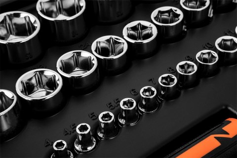 Zestaw kluczy nasadowych 1/2", 1/4", 94 szt., CrV