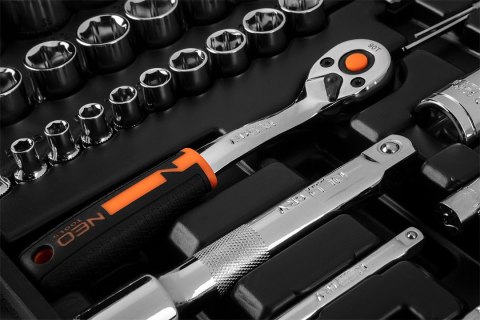 Zestaw kluczy nasadowych 1/2", 1/4", 73 szt., CrV Zestaw kluczy nasadowych 1/2", 1/4", 73 szt., CrV