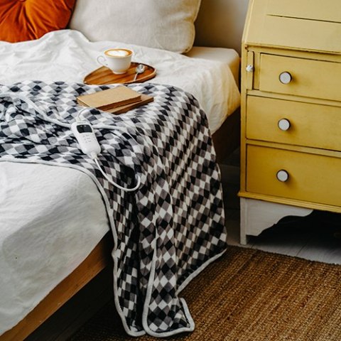 CR 7442 Elektryczny koc nakładany z czasomierzem (1) super miękki