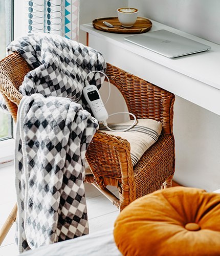 CR 7442 Elektryczny koc nakładany z czasomierzem (1) super miękki