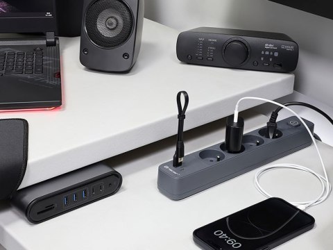 Listwa zasilająca antyprzepięciowa TRACER Power Line+ mobile ready 1.5 m (4 gniazda + 1x USB A+ 1x Type C, PD20W)