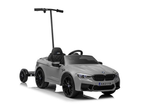 Auto Na Akumulator BMW M5 Z Platformą Dla Rodzica Srebrne Lakierowane Auto Na Akumulator BMW M5 Z Platformą Dla Rodzica Srebrne Lakierowane