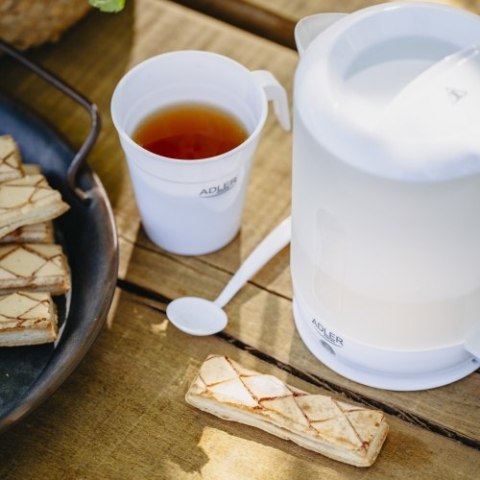 AD 1381 Czajnik elektryczny plastikowy turystyczny 0,5 l