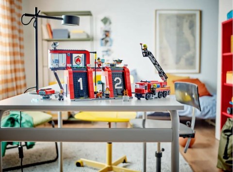 Klocki city 60414 remiza strażacka z wozem strażackim