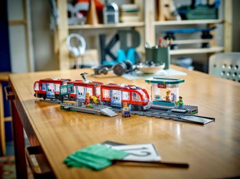 Klocki city 60423 tramwaj miejski ze stacją