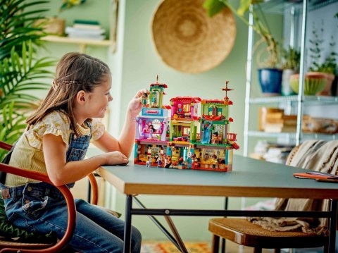 Klocki disney classic 43245 magiczny dom madrigalów