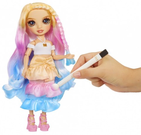 Lalka rainbow high watercolor & create, z brązowymi oczami