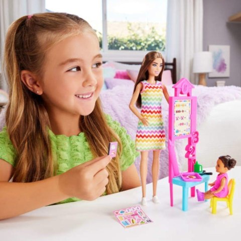 Lalka barbie nauczycielka