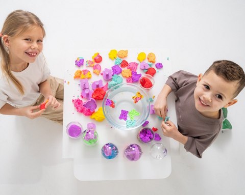 Masa plastyczna misiolina 2x50g 2 foremki pomarańczowy żółty Masa plastyczna misiolina 2x50g 2 foremki pomarańczowy żółty