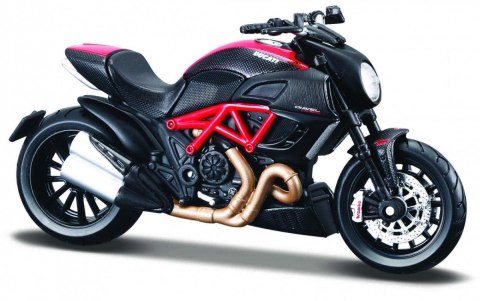Model metalowy ducati diavel carbon z podstawką 1/18 Model metalowy ducati diavel carbon z podstawką 1/18