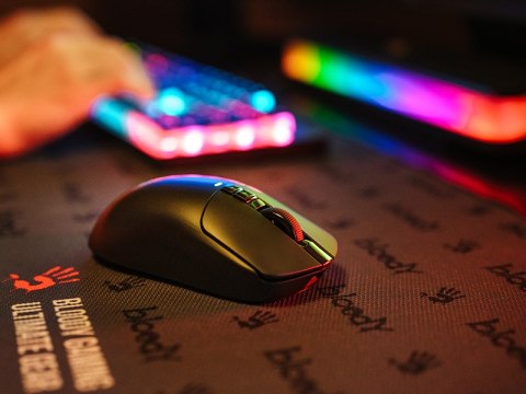 Mysz A4TECH BLOODY R72 ULTRA WRLS 2,4G+USB (Black)