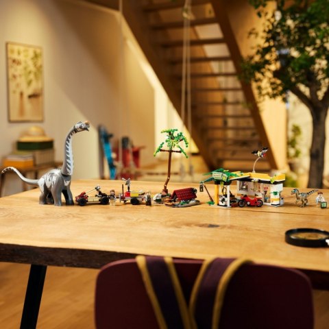 Klocki jurassic world 76973 na tropie tytanozaura i raptora