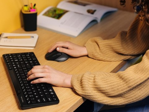 Klawiatura A4TECH FSTYLER FBK27CAS Black 2.4GHz+BT (Silent)