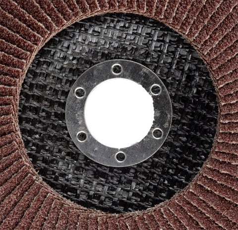 Ściernica listkowa 115 x 22.2 mm, P40