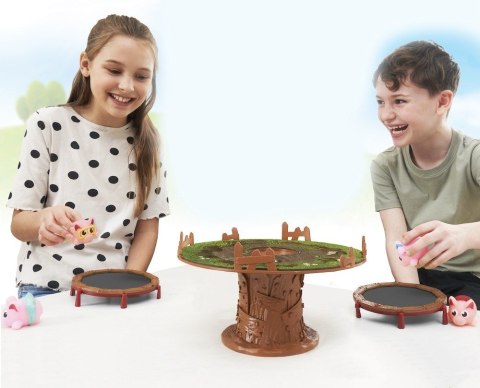 Gra Świnie na trampolinie