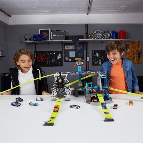 Tor samochodowy zestaw atak pająka