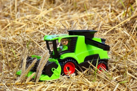 Kombajn w otwartym pudełku Kombajn w otwartym pudełku