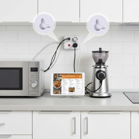 Listwa zasilająca Maclean, przedłużacz 2 gniazda + 3xUSB, 110-240V AC 50/60Hz, 2.1A max 2500W, 3 m, biała, MCE388 W