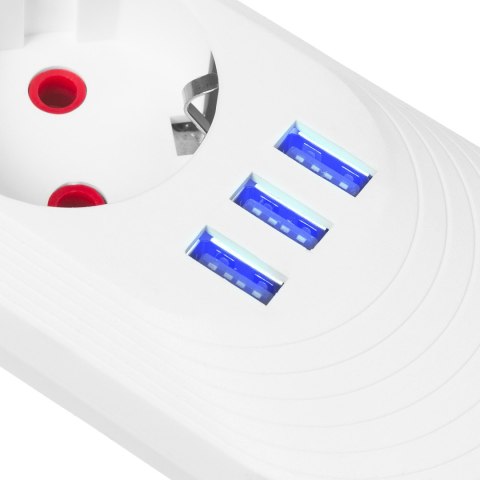Listwa zasilająca Maclean, przedłużacz 5 gniazd + 3xUSB, 110-240V AC 50/60Hz, 2.1A max 2500W, 1,5m, biała ,MCE395 W